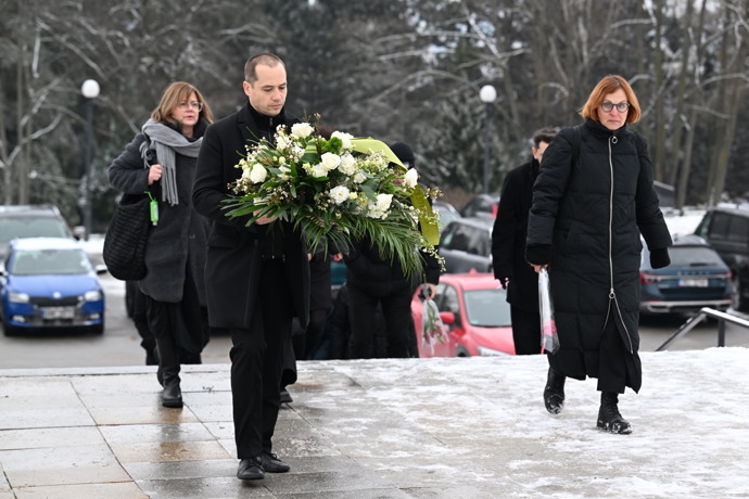 Filip Tomsa přišel dát sbohem Pavlu Nečasovi.
