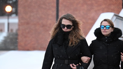 FOTO: Hercova bývalá partnerka Zuzana Vejvodová skrývala svou tvář.