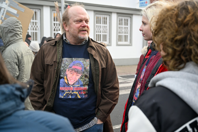 David Novotný je hlavní hvězdou nového seriálu Táta.