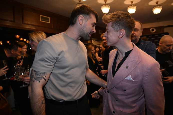 Adam Vacula se dal do řeči s Adamem Mišíkem.