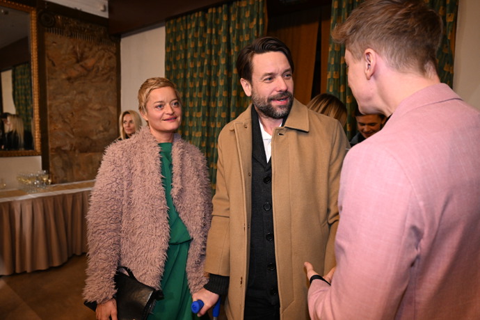 Václav Neužil dorazil na premiéru Metoda Markovič: Straka po boku své ženy Lenky.