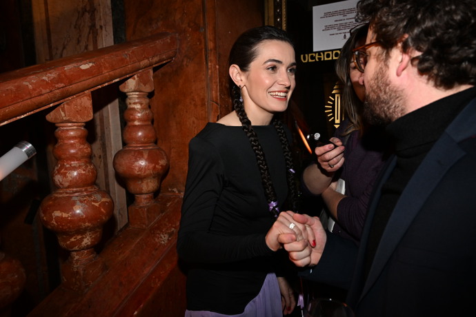 Sarah Haváčová si premiéru užívala.