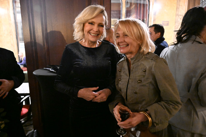 Helena Vondráčková se skvěle bavila po boku Veroniky Žilkové.