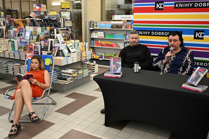 Samir Hauser pokřtil svou novou knihu.