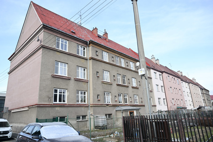 Jiří Straka si změnil jméno a žije v Českém Těšíně.