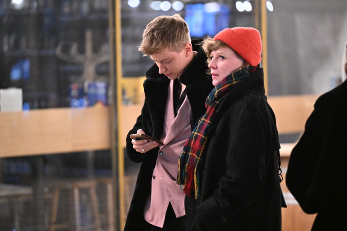 Mišík na telefonu.