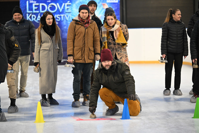 Felix Slováček mladší se soustředí.