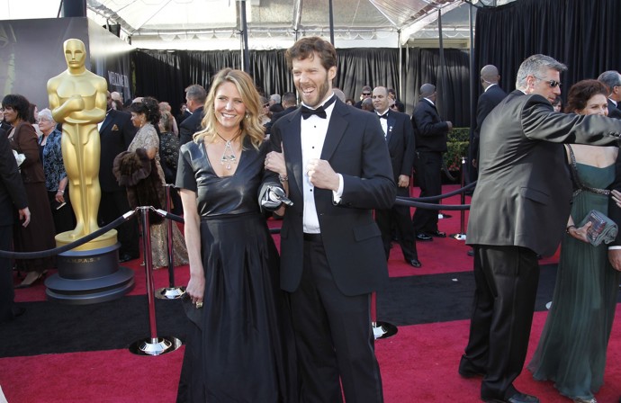 Roku 2010 natočili podle jeho knihy úspěšný thriller 127 hodin. Aron Ralston díky tomu nechyběl s tehdejší manželkou Jessikou na předávání Oscarů.