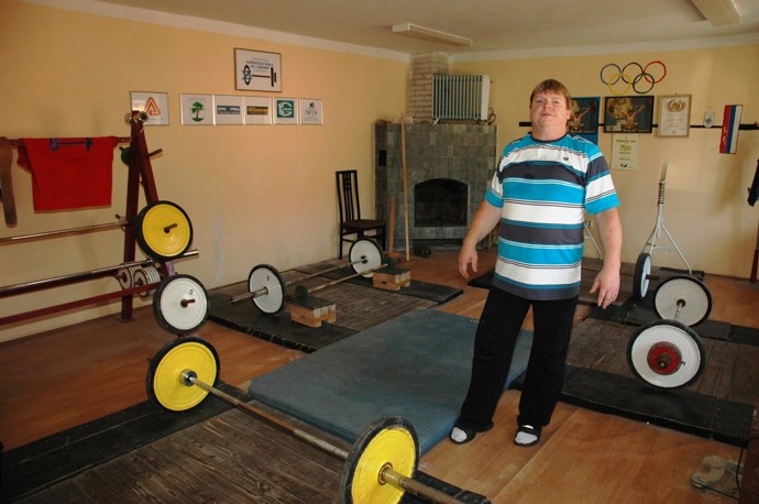 Ota Zaremba ve své tělocvičně.