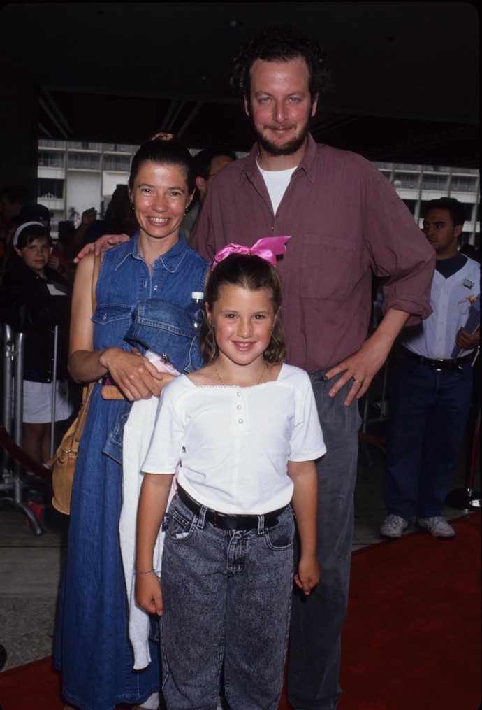 Daniel Stern byl až dosud spořádaným tátou od rodiny. S herečkou Laure Mattos jsou manželé už 45 let a vychovali tři děti, včetně dcery Sofie (na snímku).