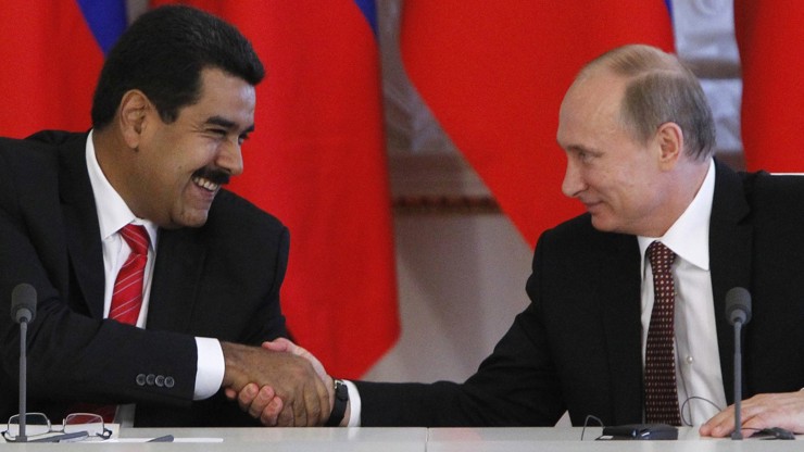 Setkání venezuelského prezidenta Nicoláse Madura a ruského vůdce Vladimira Putina z roku 2013. 
