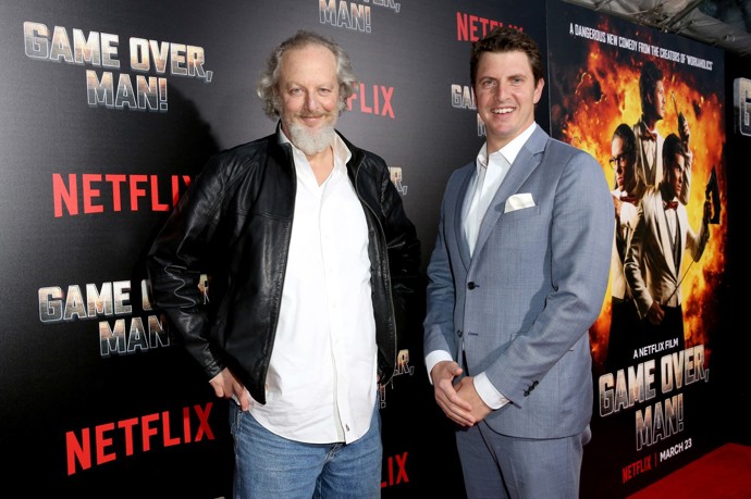 Ani do společnosti příliš nechodí. Výjimku udělal v roce 2018, kdy ho na premiéru filmu Game Over, Man! doprovodil syn Henry, ze kterého vyrostl vlivný kalifornský politik.