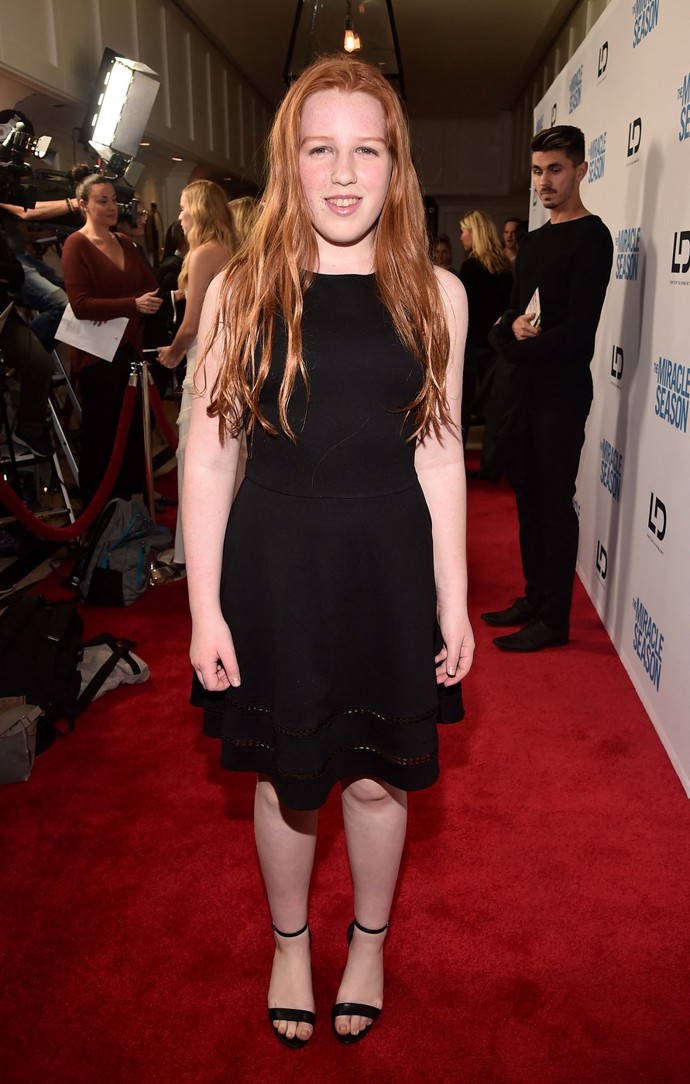 Makena Carnahan, která zdědila podobu po tátovi, pomalu kráčí v máminých stopách.