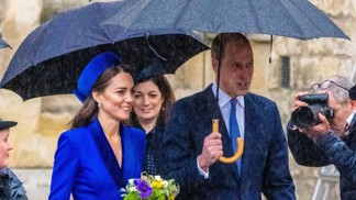 Jak se princ William ponížil, aby zachránil Kate: Nezapomenutelné gesto s deštníkem dodnes dojímá