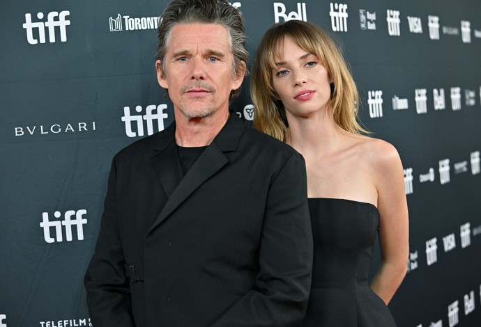 Maya je v současné době mezi generací Z tak populární, že už zastínila i slavného tatínka Ethana Hawkea (na snímku).