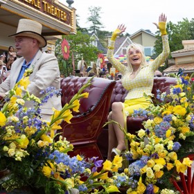 Dolly Parton neztrácí elán.