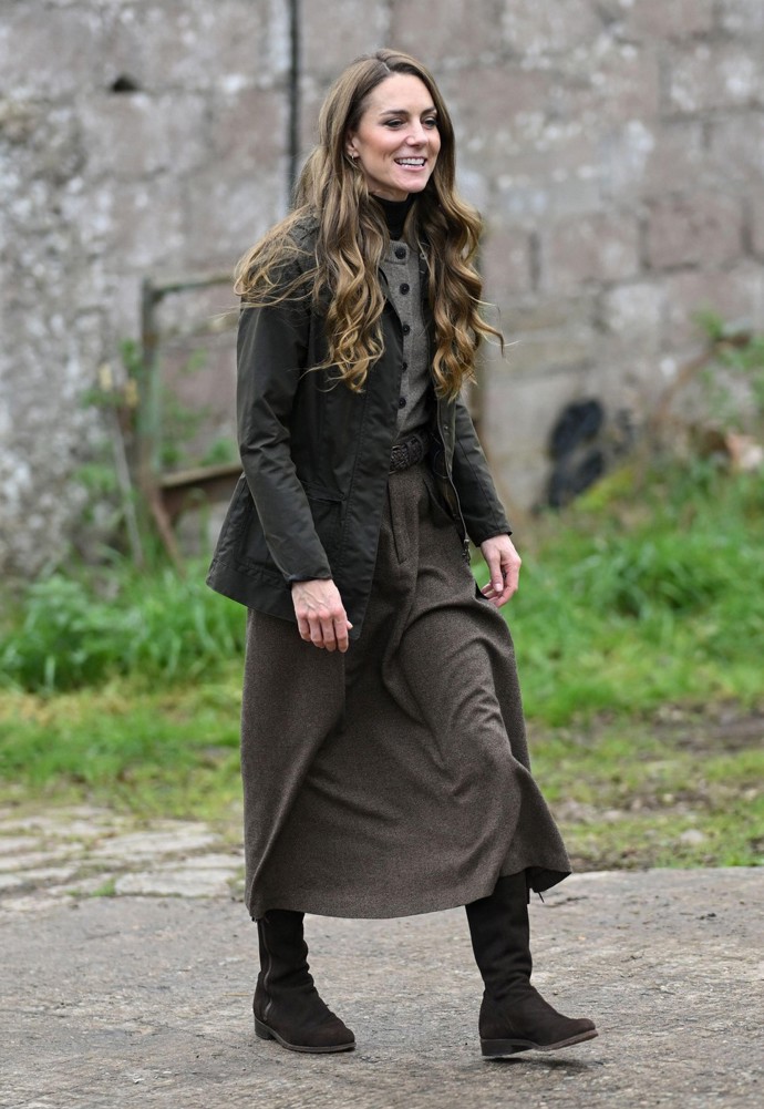 Midi sukně ráda nosí britská princezna Kate.