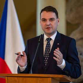 Ministr zahraničí Petr Macinka je na Ukrajině.