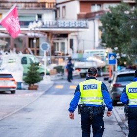 Požár ve Švýcarském lyžařském středisku