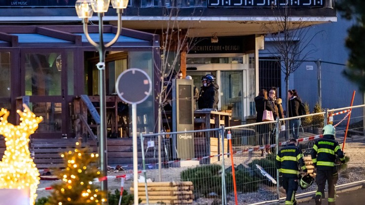 Hasičům se povedlo dostat požár pod kontrolu.