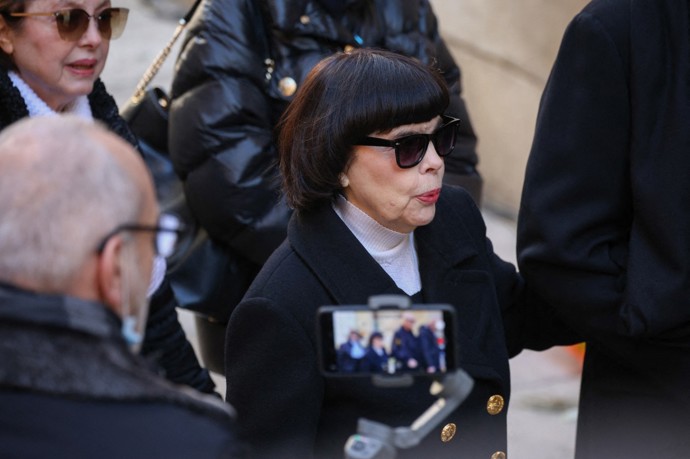 Dorazila i zpěvačka  Mireille Mathieu.