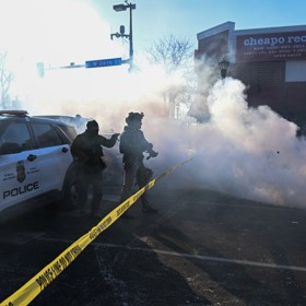 Situace v Minneapolis je divoká.