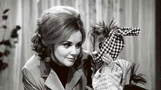 Tragické dětství Štěpánky Haničincové: Otec se ji pokusil udusit polštářem, desetiletého brášku jí zabil granát