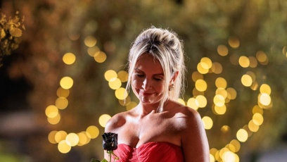 FOTO: Šárka Peková dostala černou růži.