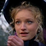 Nejvíce se proslavila filmem Pějme píseň dohola, ale zahrála si také v hororově laděné komedii Strašidlo cantervillské.