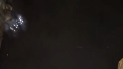 FOTO: Lidé stříleli i na Staroměstském náměsti.