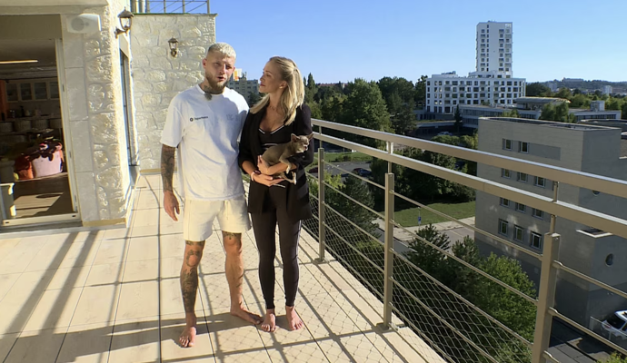 S partnerem Radkem Roušalem dali nahlédnout do svého luxusního brněnského bydlení. 