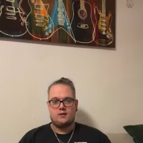 Ve všech bodech se Nely zastal.