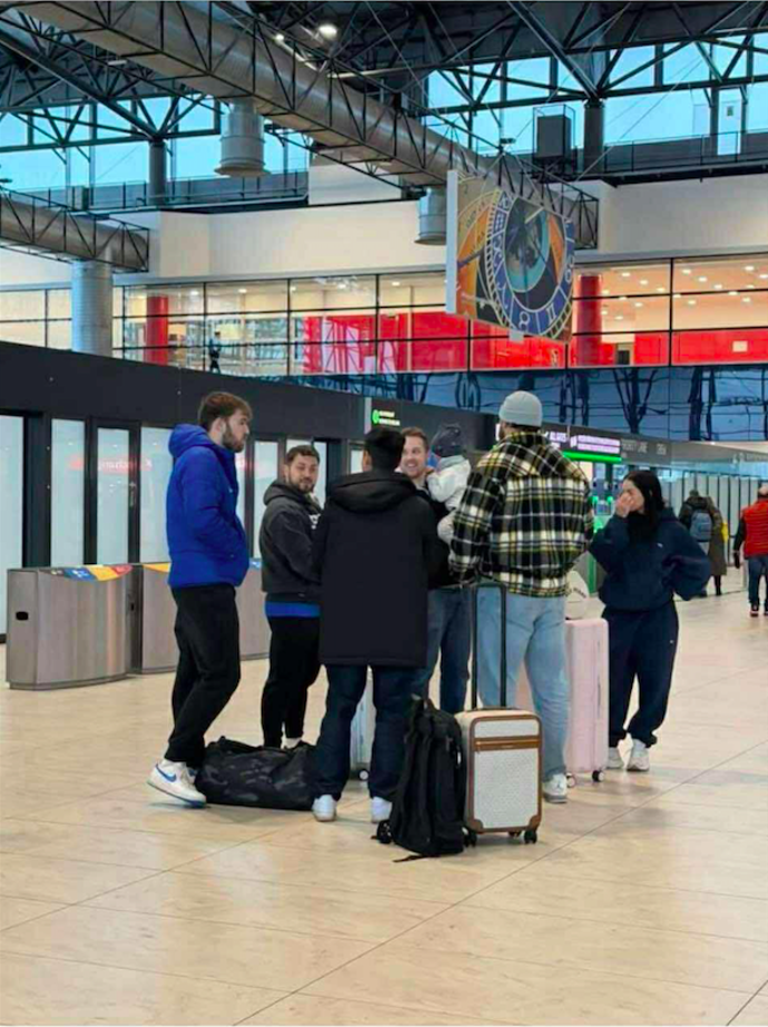 Fotka, která možná odhaluje účastníky.