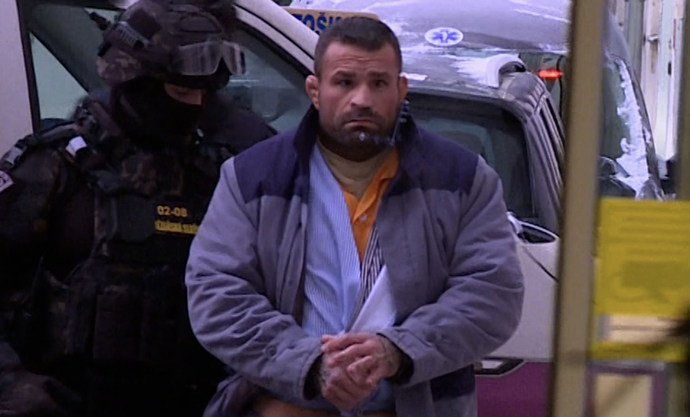 Karlos Vémola ve vězeňské nemocnici.