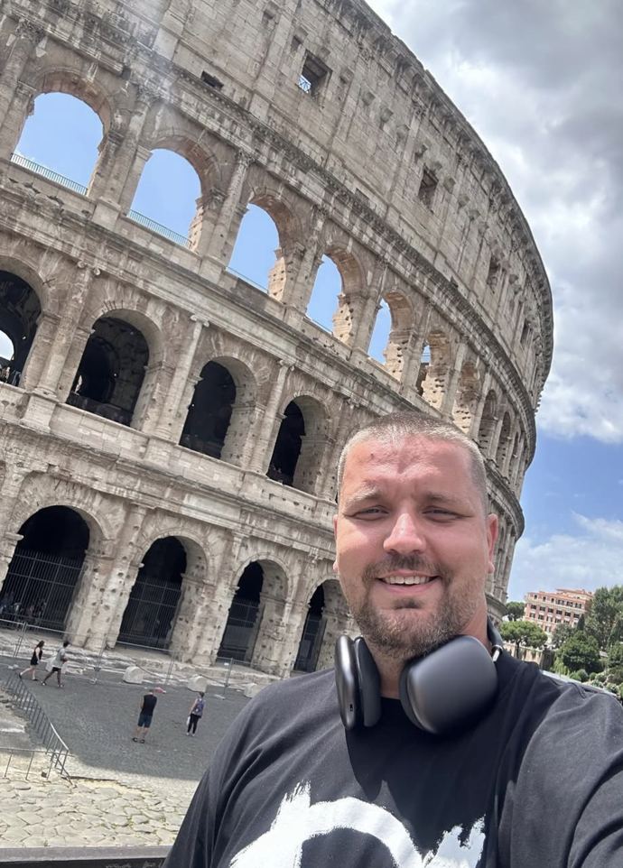 Slovenský moderátor Osťo zemřel.