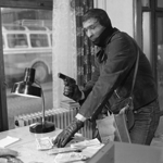 Proslavil se jako lupič s punčochou na hlavě v seriálu Malý pitaval z velkého města. 