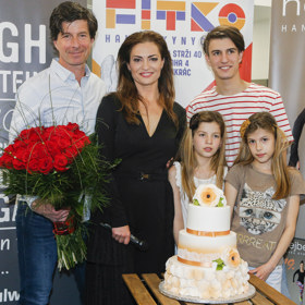 Hanka Kynychová má s manželem Jindřichem tři děti - syna Filipa a dvojčata Alexandru a Sofii.