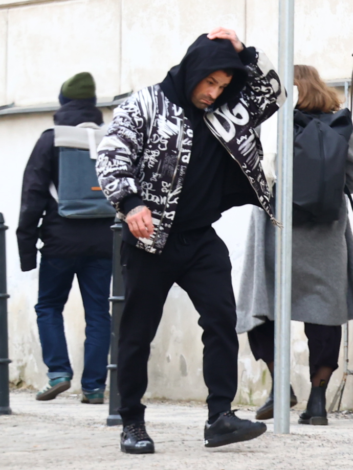 Karlos Vémola má po svém propuštění z vazby plno zařizování.