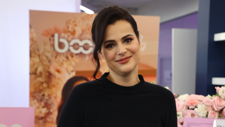 Ornelle Koktové to velice slušelo. 