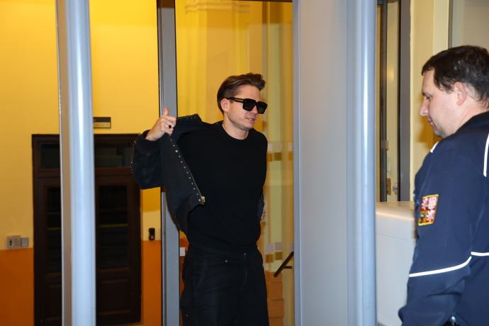 Ondřej Brzobohatý opět stanul před soudem kvůli spolu s Taťánou Kuchařovou.