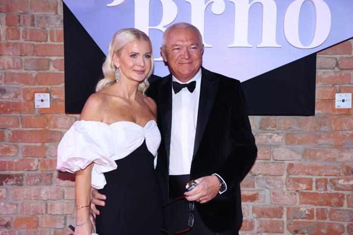 Jaroslav Faltýnek se svou manželkou Martinu Plézelovou.
