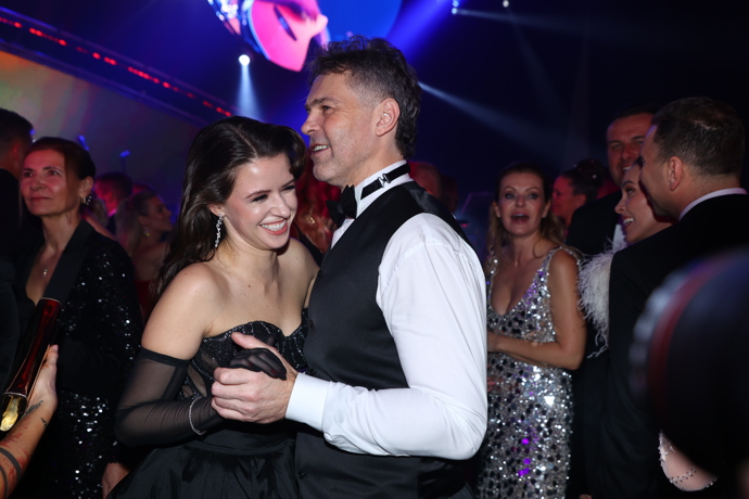 Jaromír Jágr s Dominikou byli veselá kopa.