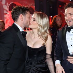 Pavla Vaníčková a Martin Dubovický si vyměňovali polibky. 