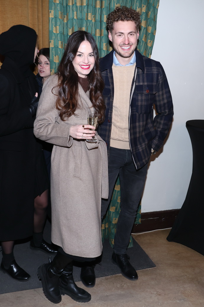 Vojta a Betty Urbanovi rovněž přišli oblečeni spíše volnočasově.