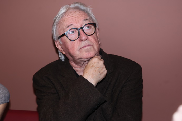 Dokonale promyšlený už má ale i svůj pohřeb.