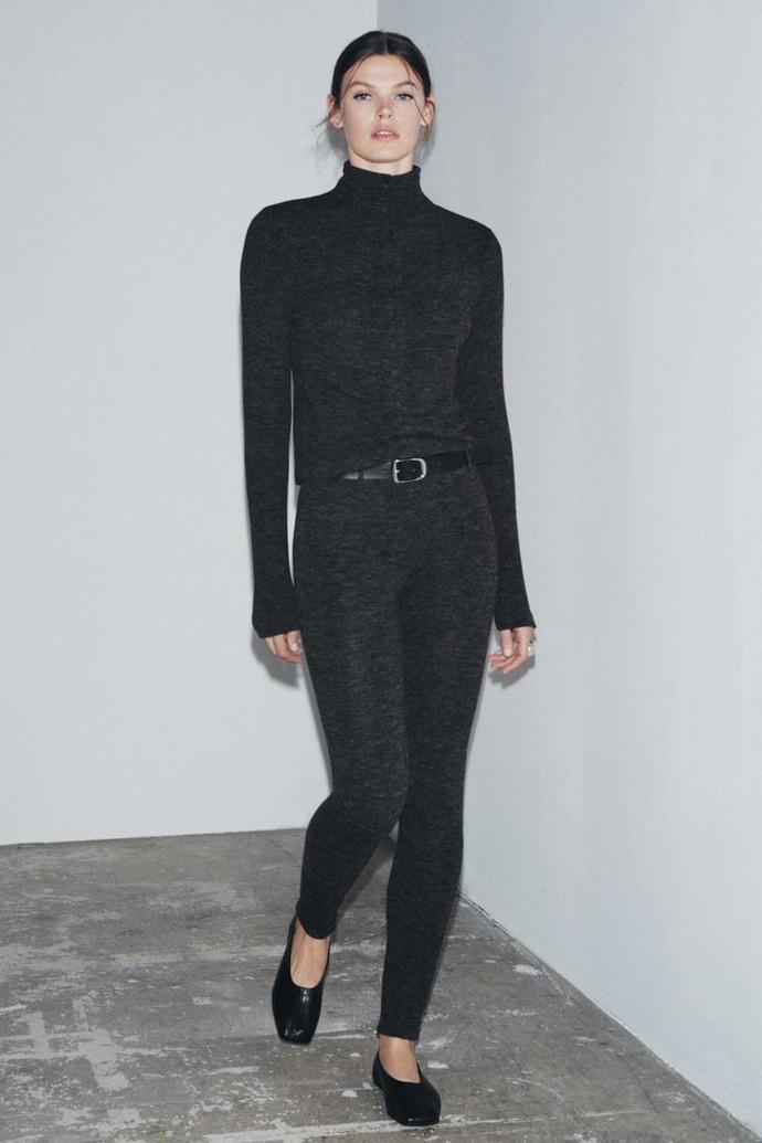 Některé legíny mají také pásek. Legíny s páskem, Zara, 649 Kč