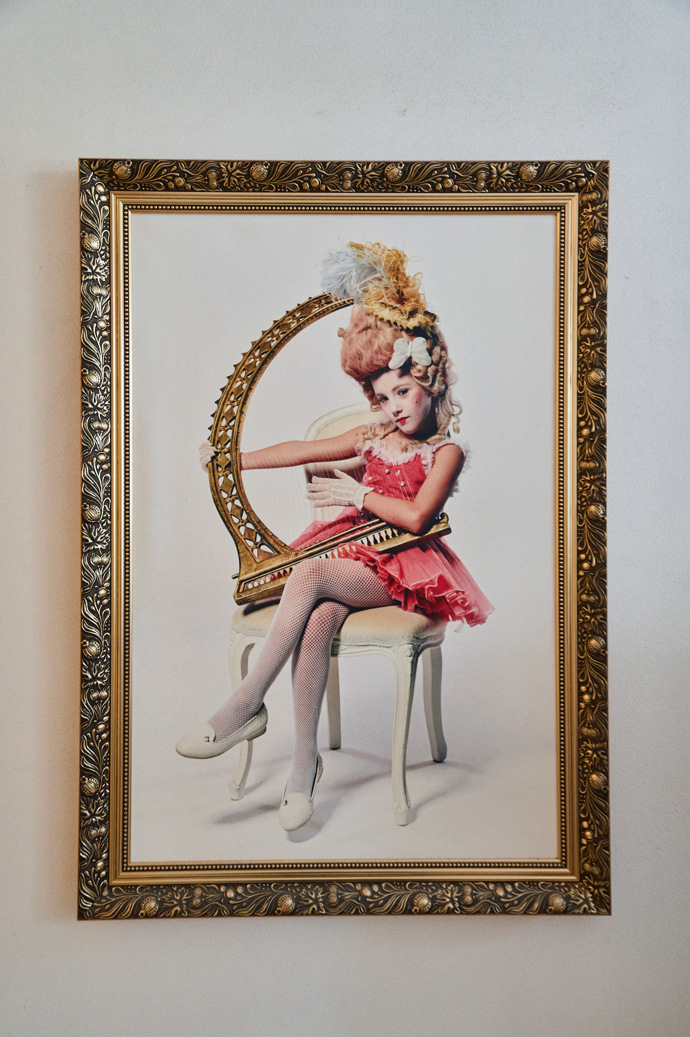 Fotografie Coco z kalendáře z 70tinám Petry Černocké