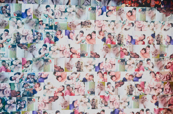 Detail mozaiky, která je ve skutečnosti složená ze stovek maličkých fotografií.