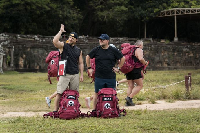 Miloš Hladík tvoří v drsné reality show Asia Express velmi kontroverzní tým Rychlá rota.
