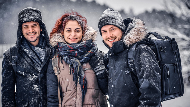 Denní horoskop na pátek 13. 2. 2026: Štíři by měli využít své energie a Panny by měly vyčkávat v pozadí